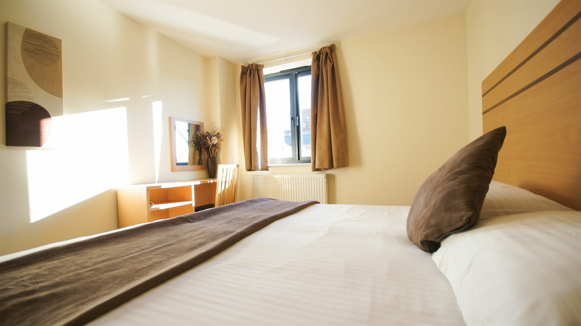 Crompton Court Apartments London Kültér fotó